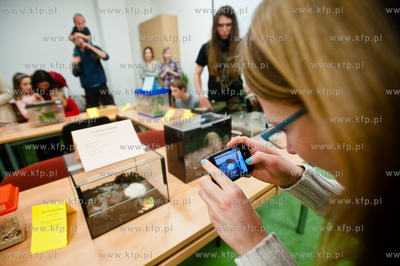 Uniwersytet Gdanski. Wydzial Biologii. Trzecia edycja...