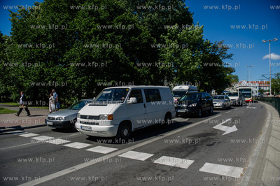 Gdansk. Skrzyzowanie Huciska oraz Walow Jagiellonskich.
02.07.2015
fot....
