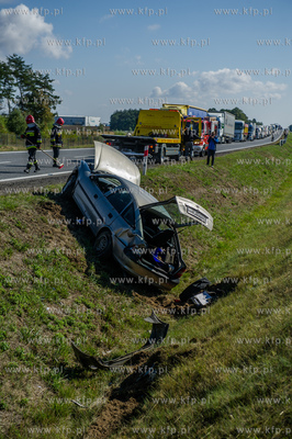 Droga krajowa nr 22 przed Czluchowem. Wypadek auta...