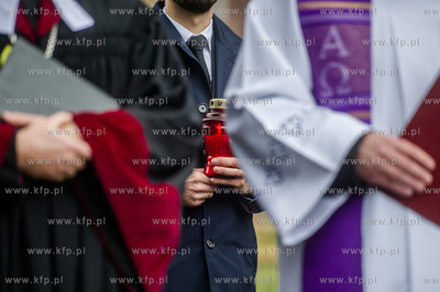 Gdańsk. Cmentarz Nieistniejących Cmentarzy. Modlitwa...