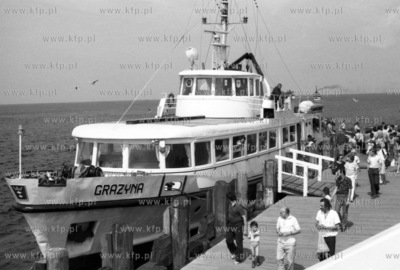 Statek wycieczkowy Grazyna bialej floty Zeglugi Gdanskiej...