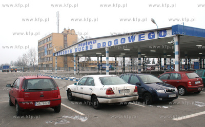 Pomorski Osrodek Ruchu Drogowego. Prowo jazdy po nowemu.
16.01.2006
fot....