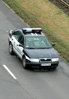 Gdansk Podwale Przedmiejskie. Nz. Policyjny radiowoz
02.08.2006...