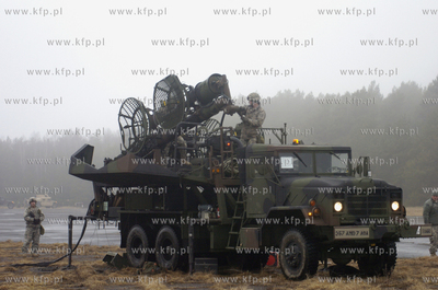 Cwiczenia 150 amerykańskich zolnierzy z niemieckiej...