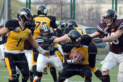 Gdynia. Nowy sezon Polskiej Ligi Futbolu Amerykanskiego,...