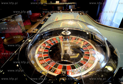 Do Portu w Gdyni przyplynal wycieczkowiec Marina. Marina...