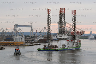 Zbudowany w Gdyni  przez Stocznie CRIST Innovation...