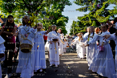 Procesja Bozego Ciala parafii sw. Maksymiliana Kolbe...