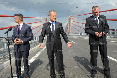 Otwarcie mostu w Kwidzynie. Nz. Minister Transportu...