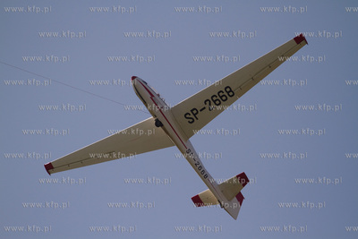 Aeroklub Gdanski w Pruszczu Gdanskim. Bryza Extra 2014....