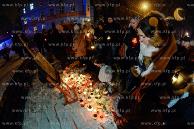 Burmistrz Mirosław Chyła wraz z mieszkańcami Pelplina...