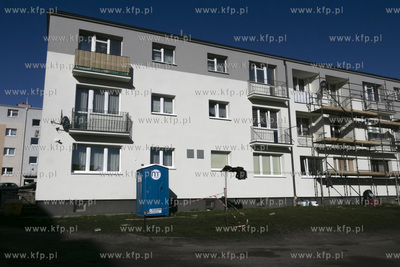Remont bloku przy ulicy Niepodległości w Pruszczu...