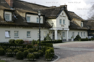 Dwor Oliwski polozony w malowniczej Dolinie Radosci...