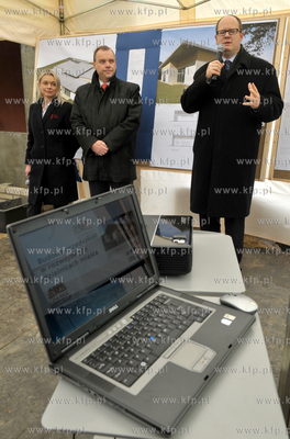 Uroczystosc wmurowania kamienia wegielnego pod budowe...