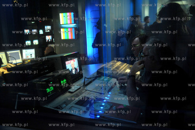 W gdanskim Osrodku Telewizji Polskiej nastapilo uroczyste...