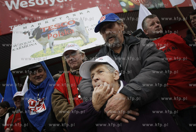 Gdynia. Wolny Zwiazek Zawodowy Sierpien 80 i OPZZ 
pod...