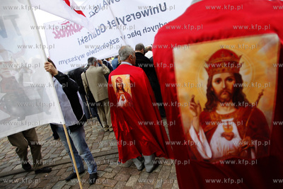 Gdansk. Manifestacja przedstawicieli NSZZ Solidarnosc...