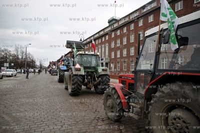Protest pomorskich rolnikow w Gdansku pod haslem Aby...