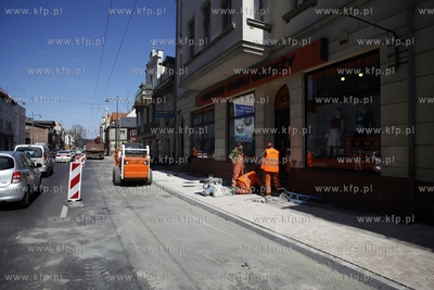 Sopot. Rewitalizacja Al.Niepodleglosci. Wymiana nawierzchni...