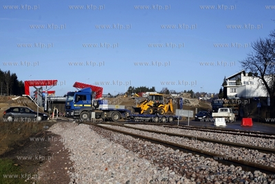 Objazd budowanego wiaduktu w ciagu ulicy Budowlanych...