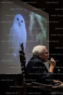 Ratusz Staromiejski. Spotkanie z Michałem Targowski,...