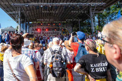 Kartuzy. Światowy Zjazd Kaszubów w 100 - lecie Karuz....