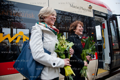 Gdansk. Przystanek tramwajowy przy ul. Dlugie Ogrody....