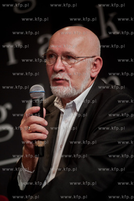 Gdynia. Teatr Miejski im Witolda Gombrowicza. Jesienne...