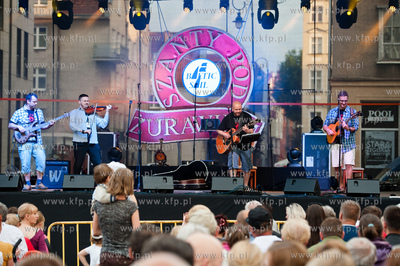 Gdansk. Targ Rybny. Baltic Sail Gdansk 2013. Szantowy...