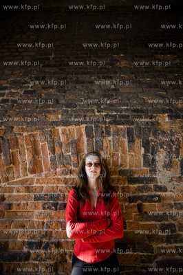 Gdansk. Dlugie Pobrzeze. Aktorka z Gdanska, mieszkajaca...