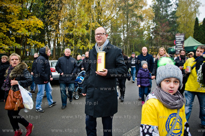 Gdansk. Cmentarz Lostowicki. Swieto Zmatlych.Pawel...