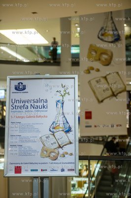 Gdansk. Galeria Baltycka. Uniwersalna Strefa Nauki...