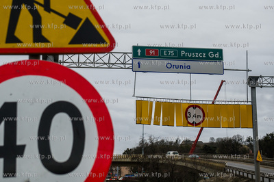 Gdansk. Ograniczenie wysokosci przejazdu do 3,4 metra...