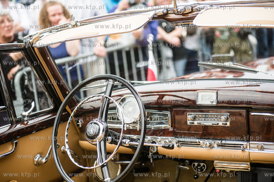 Gdansk. Targ Weglowy. XV Zlot Zabytkowych Mercedesow.
28.05.2016...