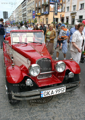 Swieto ulicy Swietojanskiej w Gdyni 24.06.2006 Fot....