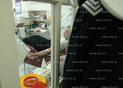 Kilkudziesieciu marynarzy, z usteckiego CSMW, oddalo...