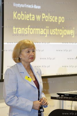 Gdansk. Park Naukowo - Techniczny. Kongres Kobiet -...