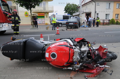 Tragiczny wypadek w Rumii. 32-letni motocyklista zderzyl...
