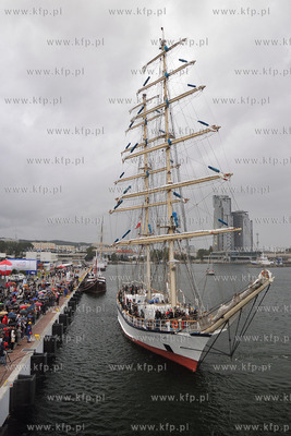 Chopin// Polska/ The Course. Gdynia swietuje zakonczenie...