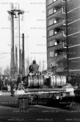 Pierwsze dni po wprowadzeniu stanu wojennego w Polsce....