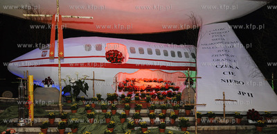 Grob Panski w kosciele Najswietszej Marii Panny Wspomozenia...