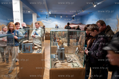 Gdansk. Muzeum Archeologiczne.  Europejska Noc Muzeow...
