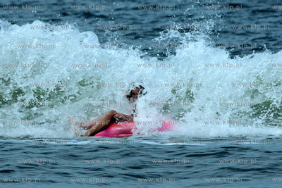 Wakacyjny wypoczynek na plazy w Kolobrzegu.
07.07.2011
fot....