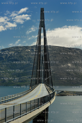 Norwegia , Sandnessjoen, polnocna czesc kraju, NZ....