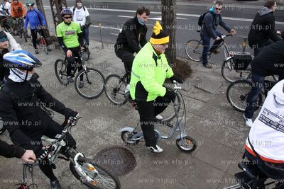 Masa Krytyczna w Gdyni. Glownym zadaniem akcji bylo...
