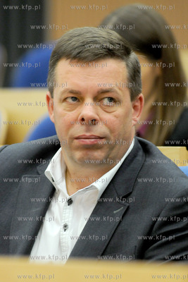 W sali im. Lecha Badkowskiego Urzedzie Marszalkowskim...