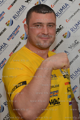 Do Rumi przyjechal wczoraj Alexey Voevoda (Rosja),...