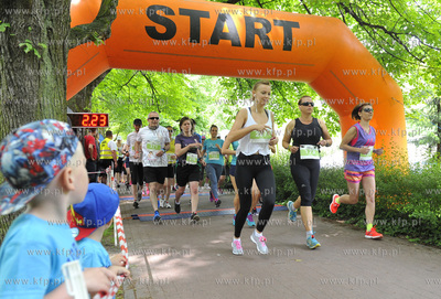 Gdansk Oliwa. Park w Jelitkowie. Bieg do zrodel. 04.06.2016...