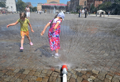 Na Targu Weglowym Gdanska Infrastruktura Wodociagowa...