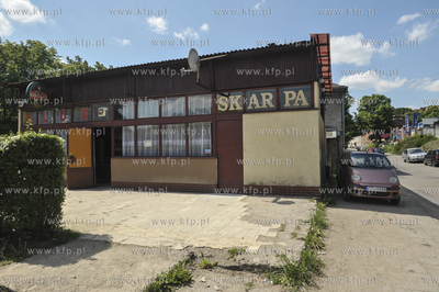 Gdańsk Siedlce. Ul. Kartuska 124, bar Skarpa. 30.05.2011...